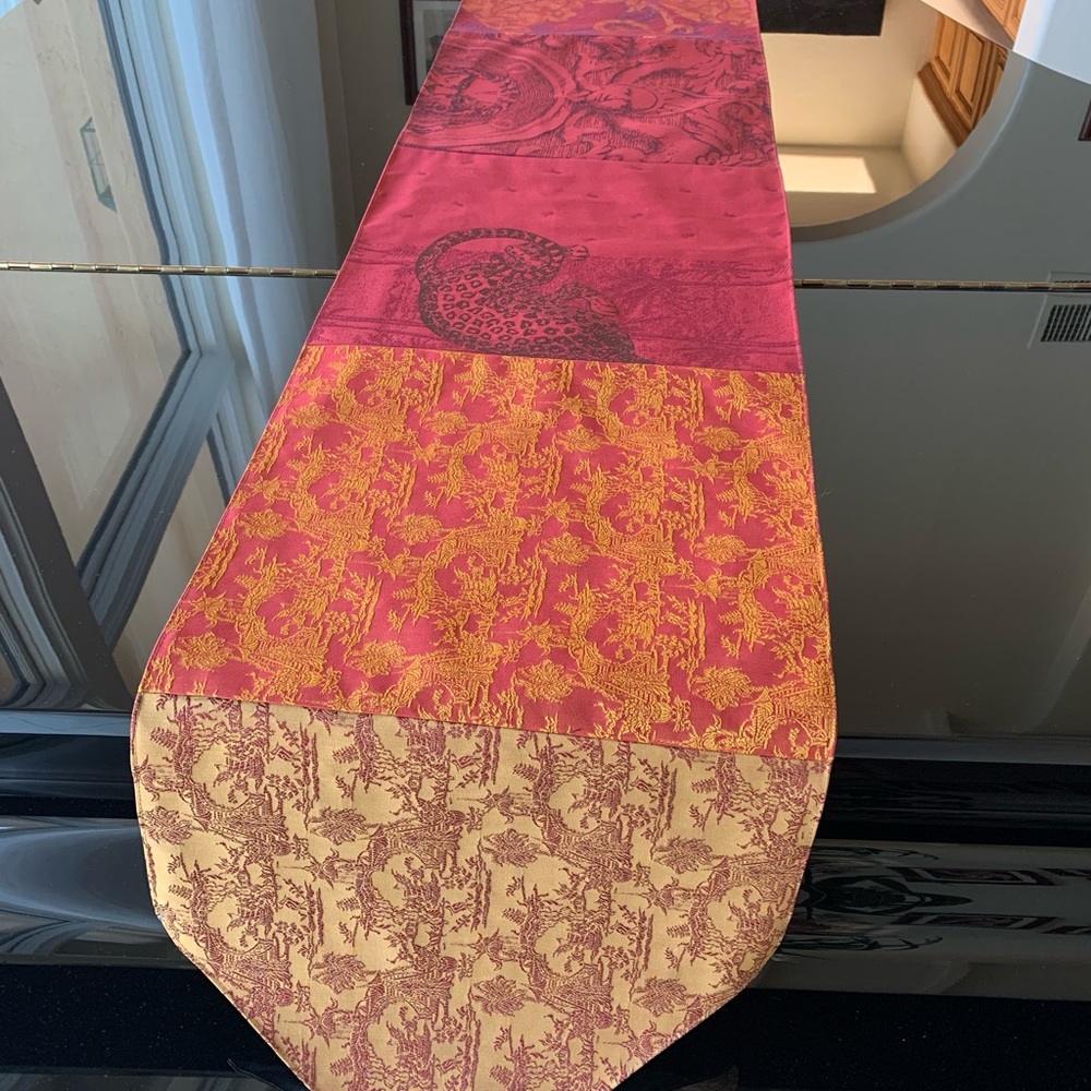 Holiday Table Runner